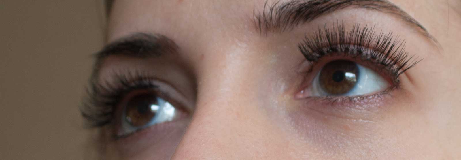 2019 year - How To Curl Your Lashes Right 2019 year